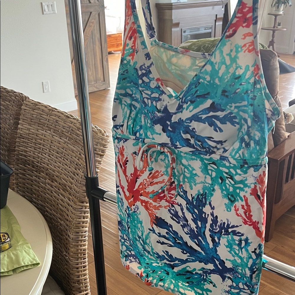 Coral Reef Print Women's Swimsuit